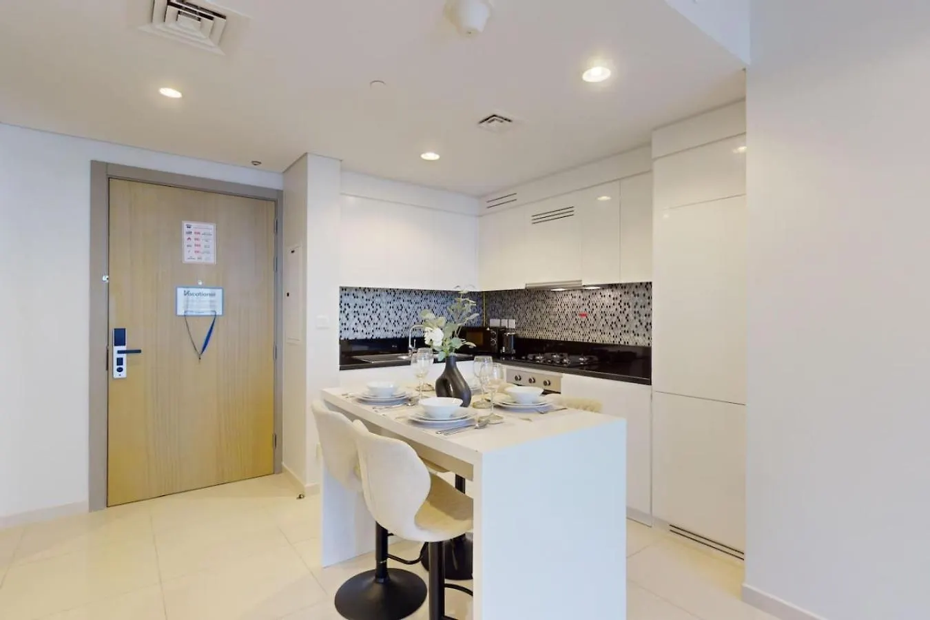 Mirage I 2Br Apartment With Parking In Business Bay Ντουμπάι